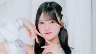 諸星まなは